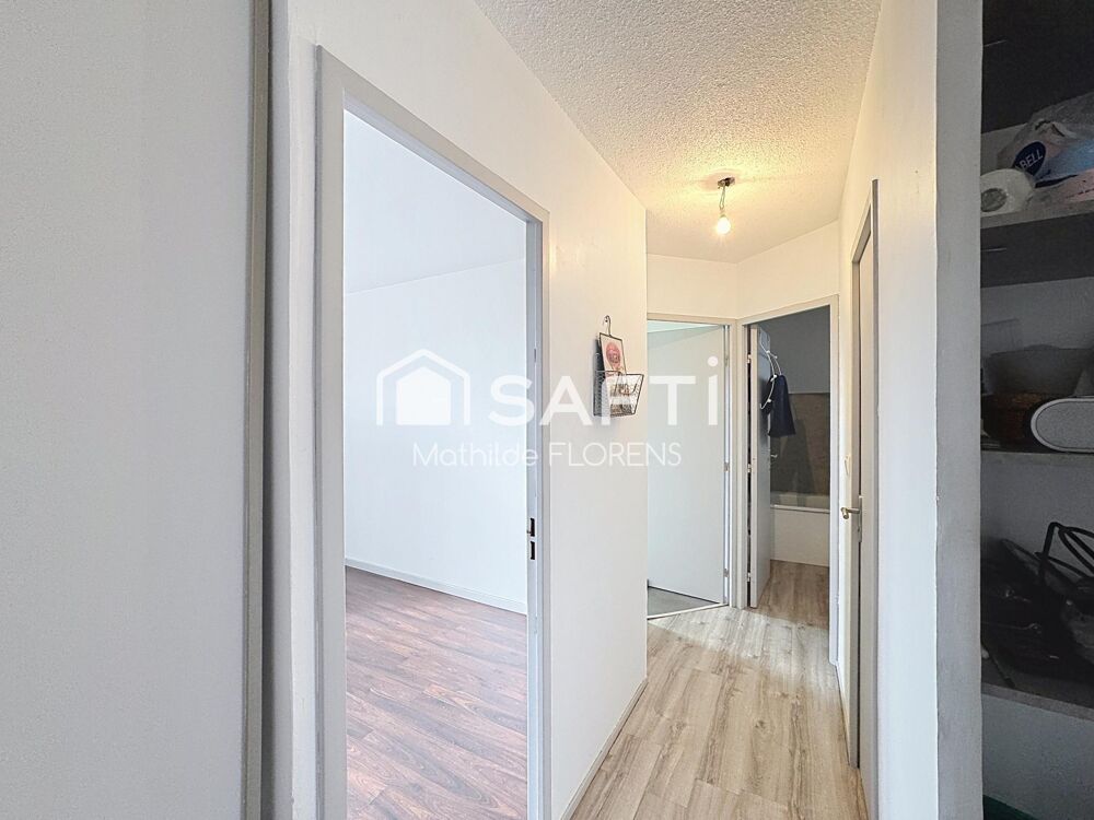 Appartement T3, dernier étage, balcon vue Pyrénées à rafraichir