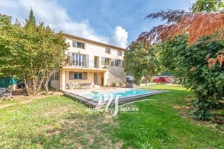  Maison  vendre 9 pices 240 m