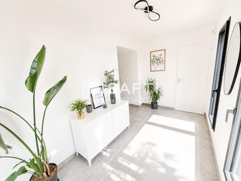 Maison de 160 m² avec piscine et dépendances