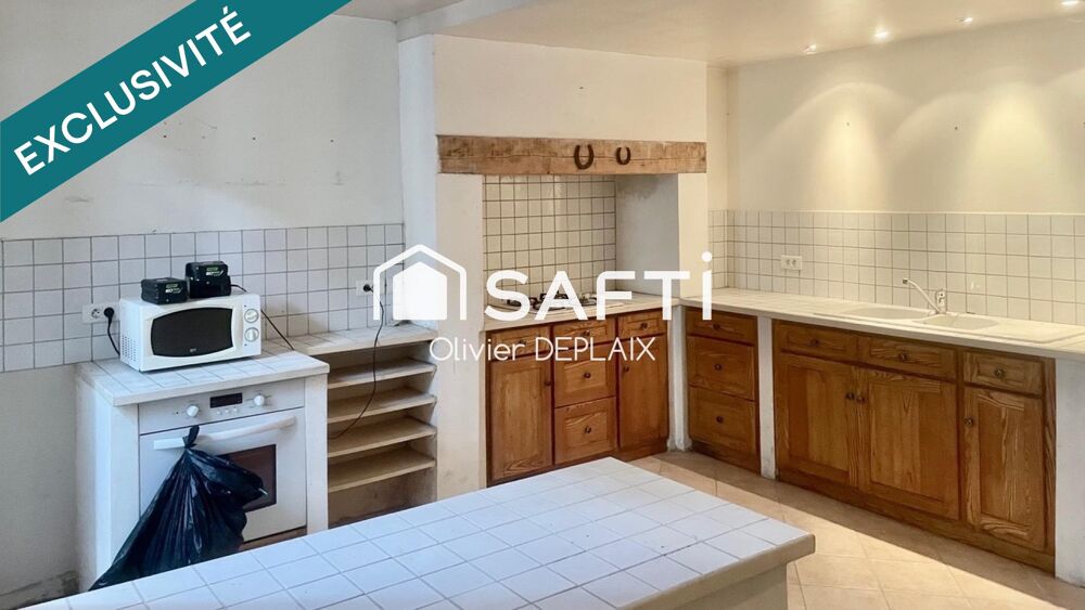 Maison de ville rénovée 135 M2 avec jardin à Mezin