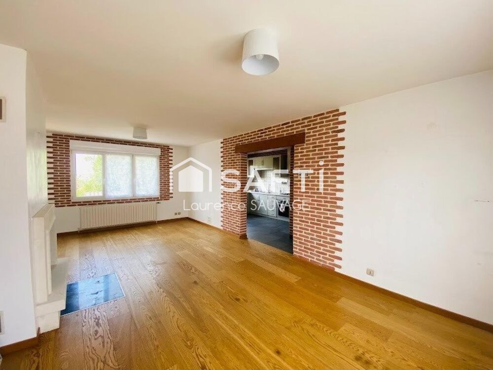 Maison semi individuelle secteur recherché avec grand garage en sous sol