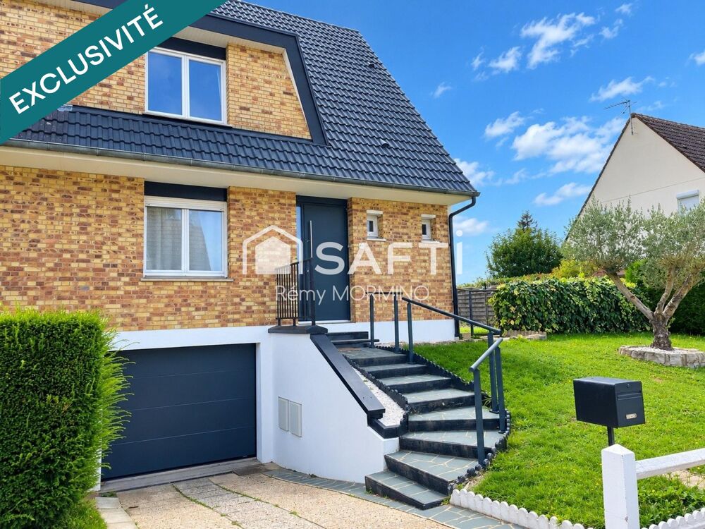 Vente Maison ? Nouveauté à ne pas manquer ! Découvrez cette belle maison de 95 m² entièrement rénovée,  jardin exposé plein Sud. Abbeville