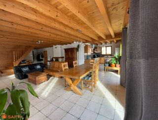  Maison � vendre 8 pi�ces 310 m�