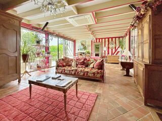  Maison � vendre 8 pi�ces 220 m�