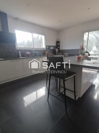  Maison à vendre 7 pièces 147 m²