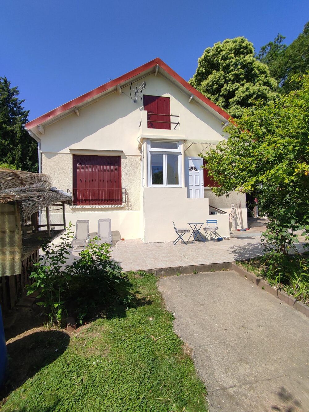 Maison 3 chambres plus bureau, 2 salles d'eaux