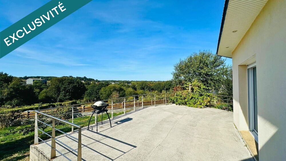 Belle maison contemporaine avec vue dominante
