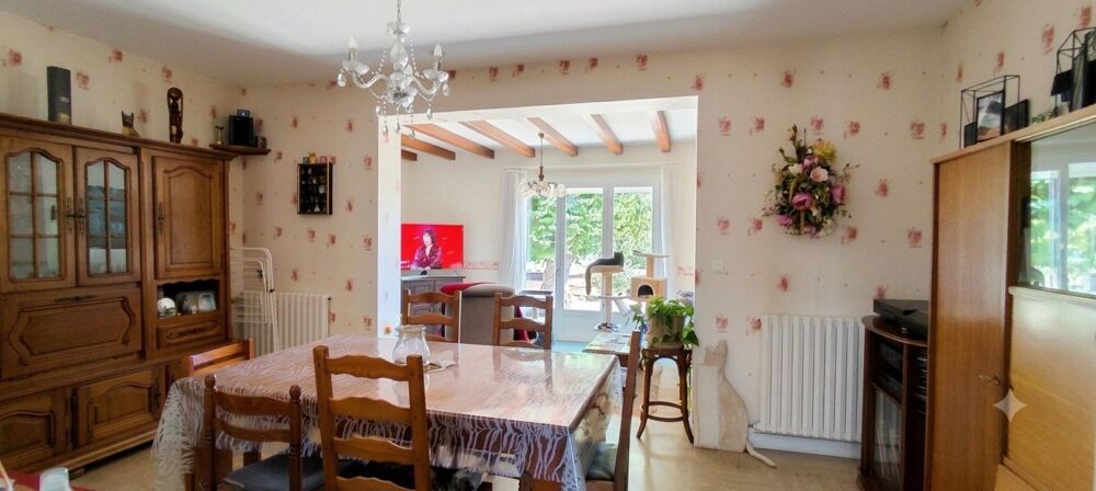 Maison plain pied impeccable avec grand terrain