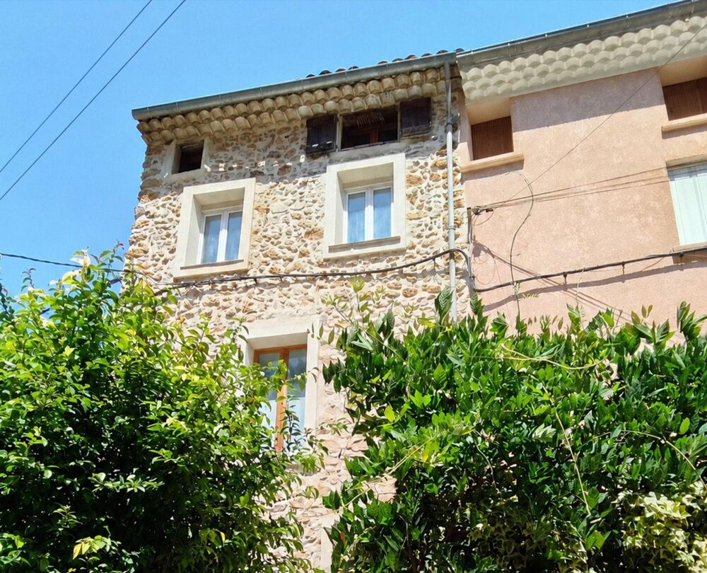 Charmante maison de village avec fort potentiel  Montfort-sur-Argens