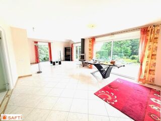  Maison � vendre 9 pi�ces 201 m�