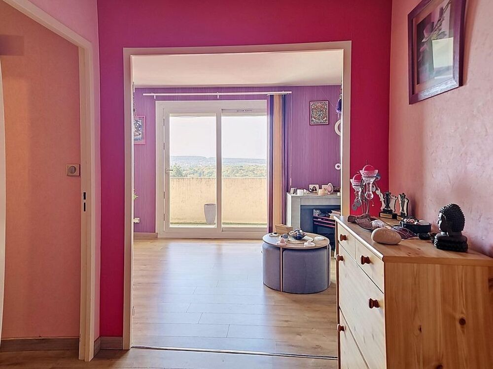 Vente Appartement Appartement lumineux 2 chambres, grand balcon et box fermé Ludres
