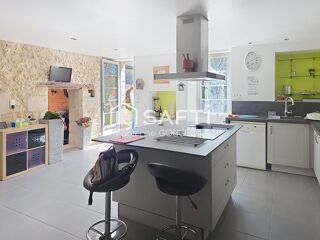  Maison � vendre 7 pi�ces 205 m�