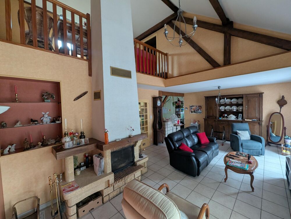 Maison de 200m2 environ avec véranda