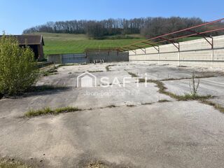  Immeuble à vendre 590 m²