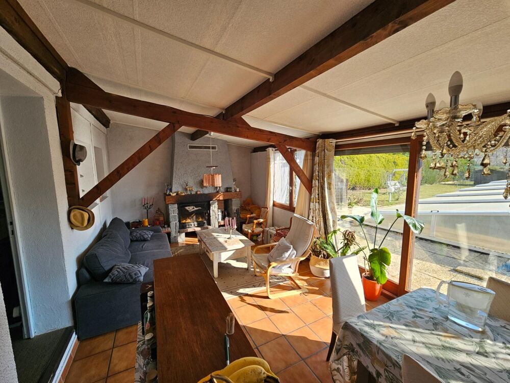 Maison 175 m² Saint Yorre proche des commodités avec vie de plain pied