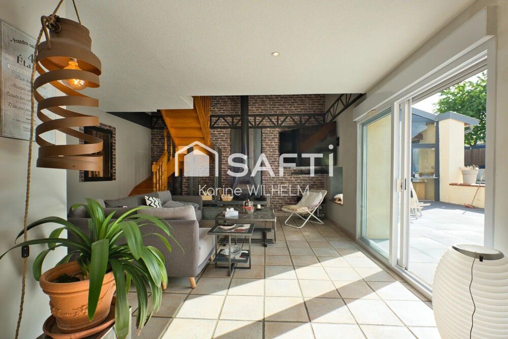 Maison de 7 pièces de 245 m² située à Ochey