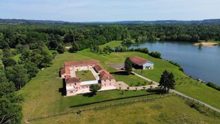  Maison à vendre 10 pièces 295 m²