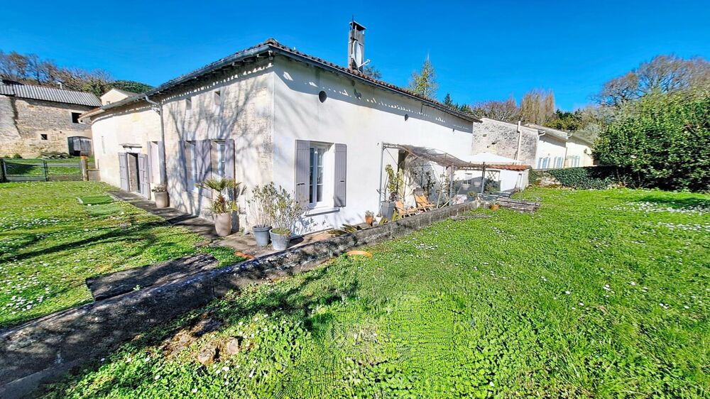Maison charentaise en moellons