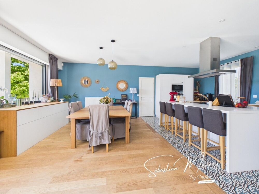 Vente Maison Maison en pierre avec piscine et dépendances Salleboeuf