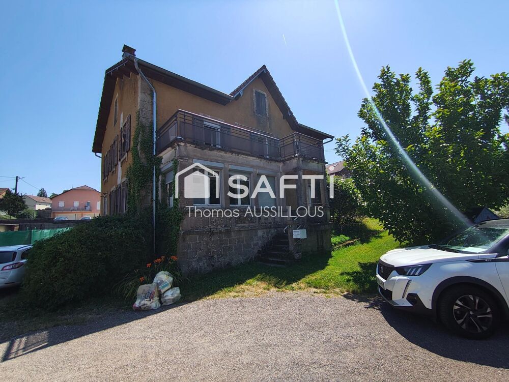 Maison 7 pièces 298 m² · à Frederic-Fontaine · 298 m² · 190 000 €