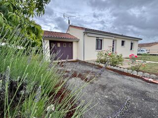 Vente Maison Pavillon de ville. Lencloitre