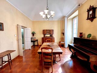  Appartement à vendre 8 pièces 124 m²