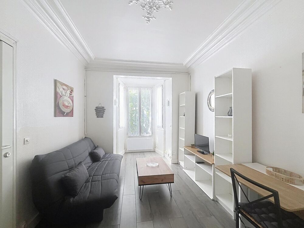 Petite copropriété. -Faibles charges (45€/mois). - Secteur recherché. - Excellente rentabilité locative.