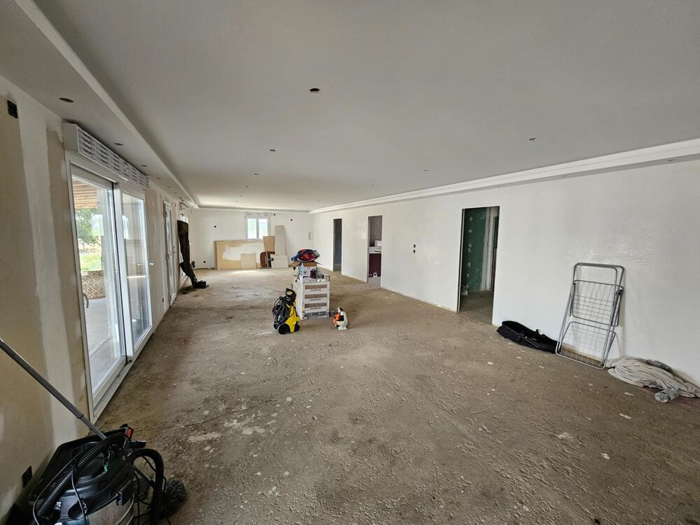 Vente Maison Maison 210 m² plain pied secteur calme avec garage 200 m² Saint-pourcain-sur-sioule