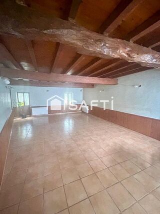  Maison  vendre 15 + pices 375 m