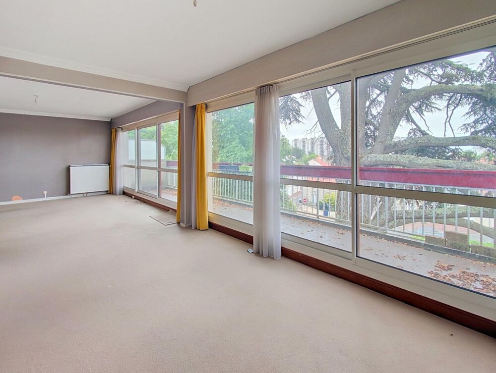 Vente Appartement TALENCE – Grand T3 de 85 m² au dernier étage avec garage, parking et cellier Talence