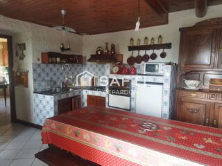  Maison  vendre 7 pices 380 m