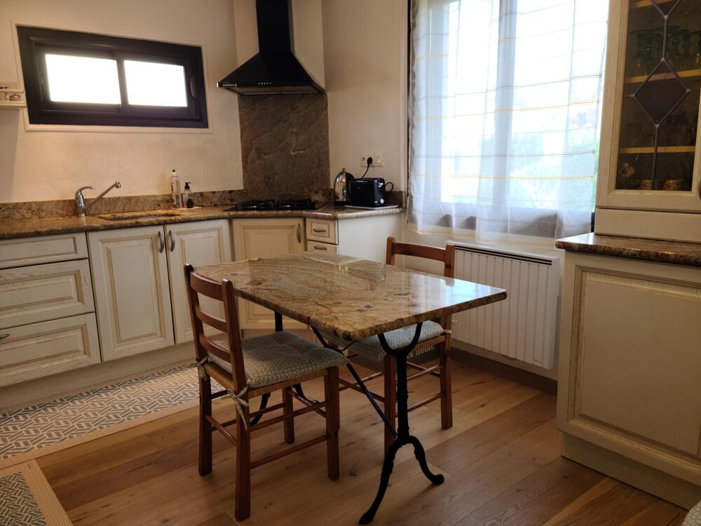 Vente Maison Maison de charme 3 / 4 chambres, garage et jardin. Cahors