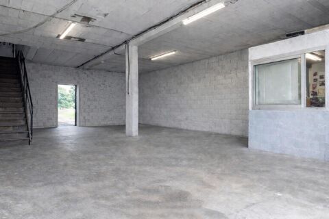 Local d'activit&eacute; avec logement de fonction � Acc&egrave;s autoroute imm&eacute;diat 499000 83490 Le muy