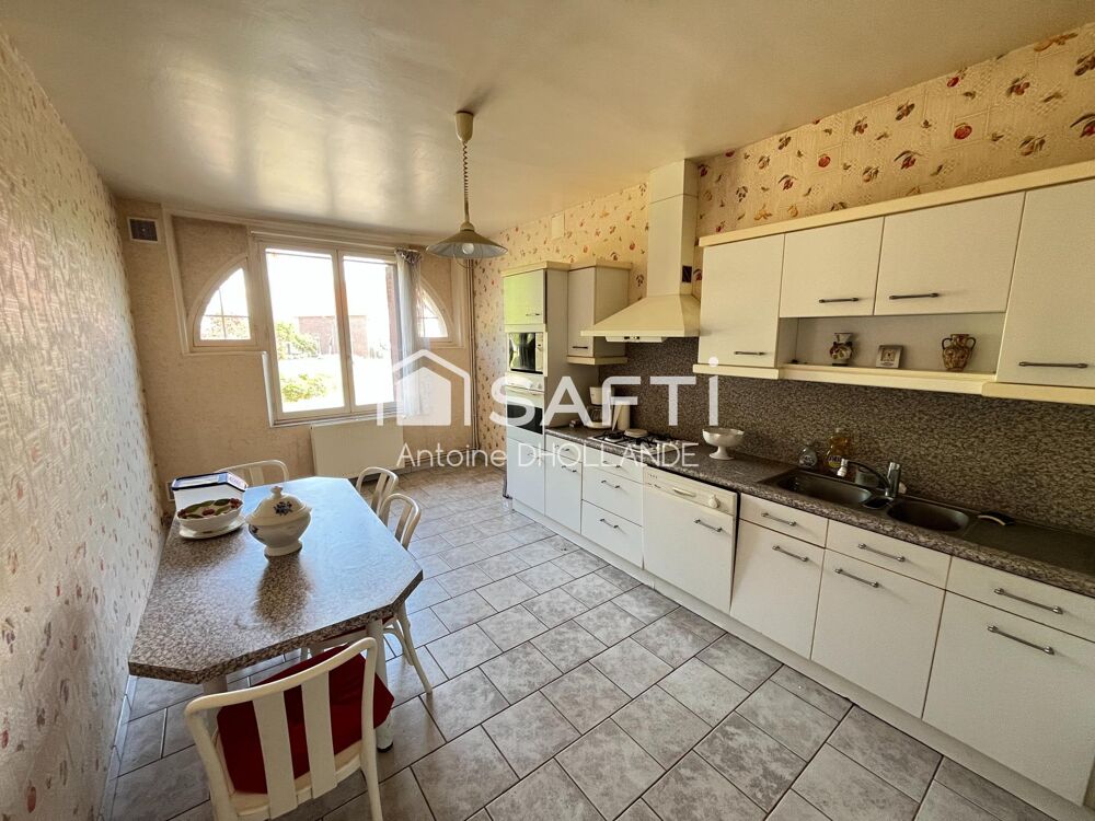 Maison familiale 4 chambres  Ribemont