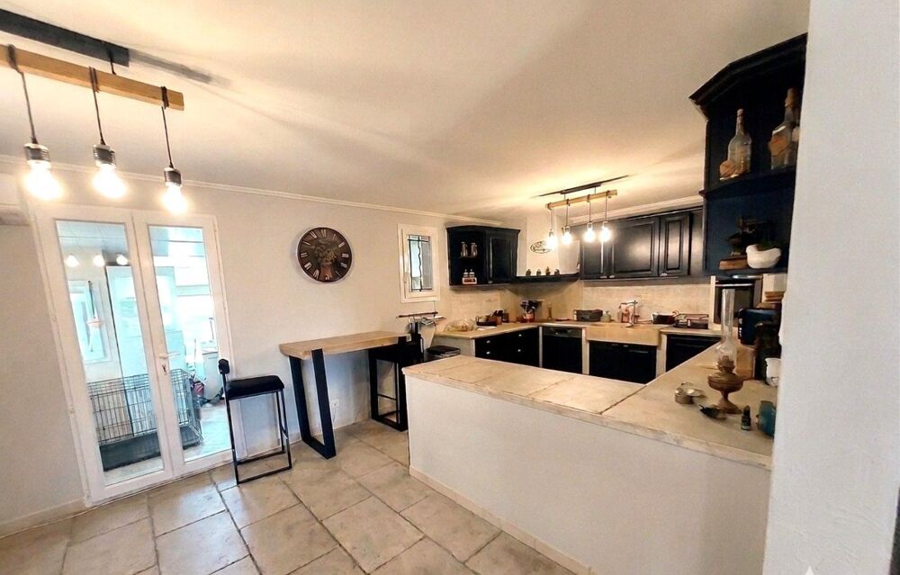 à vendre  Maison Tourrettes (83440)
