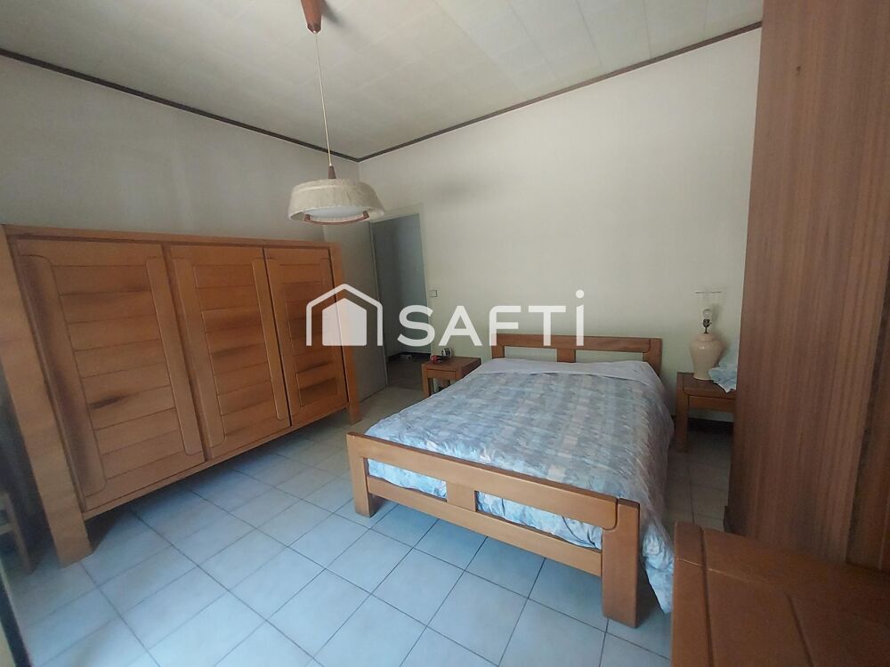 Vente Maison Maison de ville quartier Émile Zola Béziers avec appartement et local commercial en rez-de-chaussée Beziers