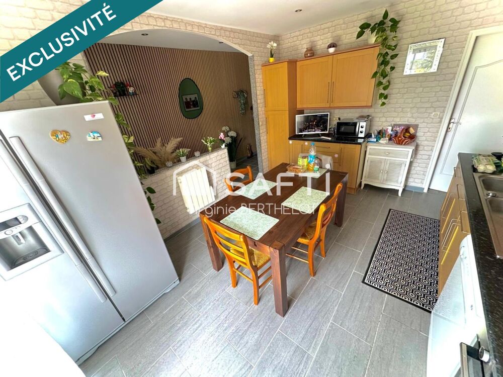 PAVILLON PLAIN PIED / 3 CHAMBRES / 1 BUREAU / GARAGE/ DEPENDANCES /TERRAIN A NIORT !
