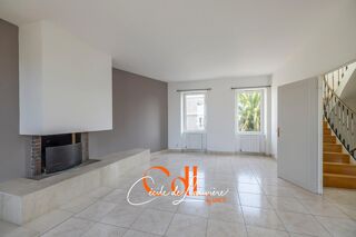  Immeuble à vendre 189 m²