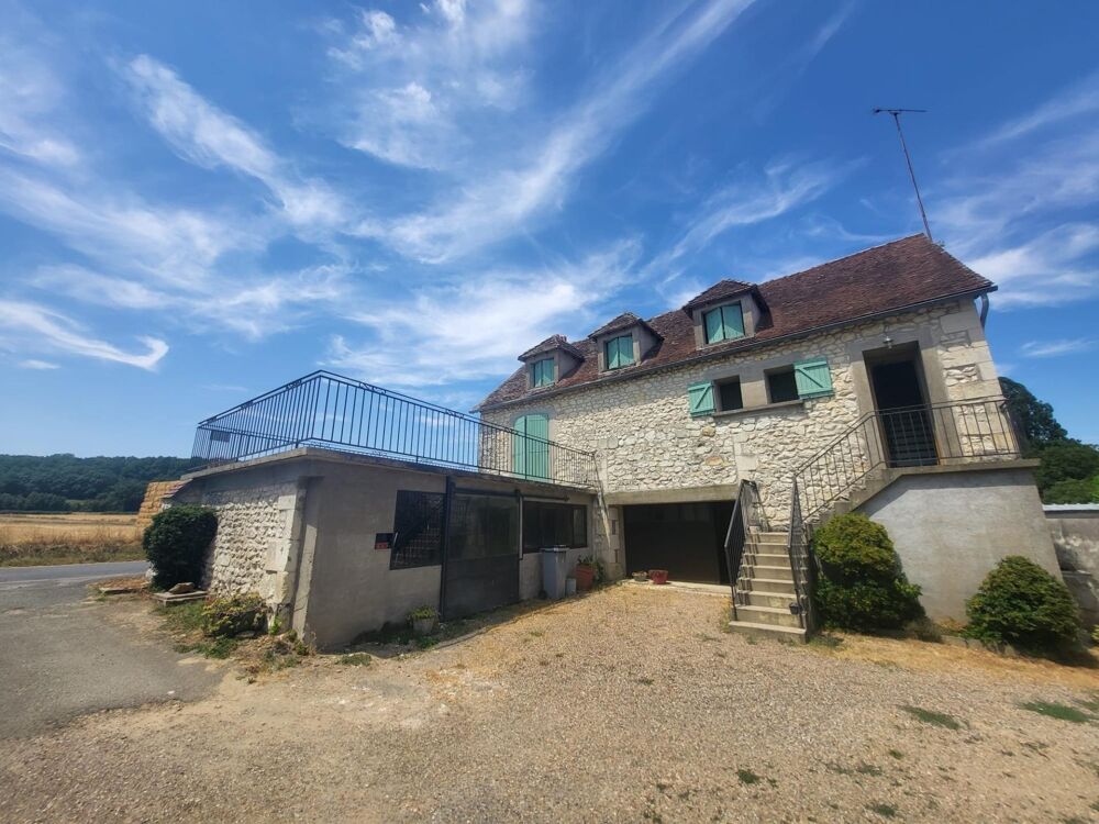 Maison 5 pièces 150 m² · à Antogny-le-Tillac · 150 m² · 200 000 €