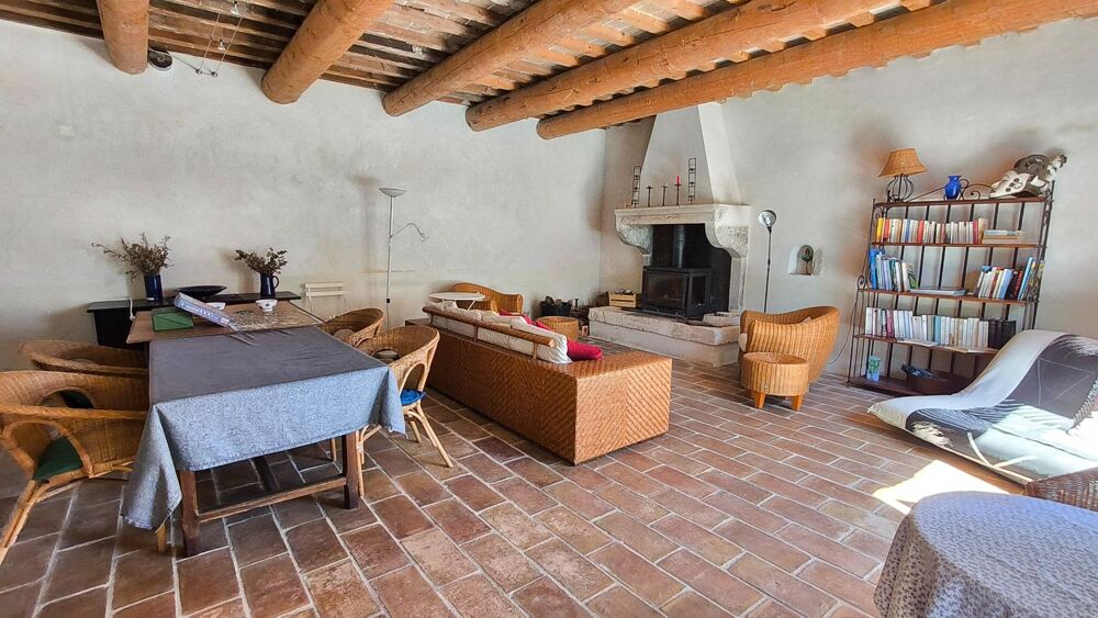 Vente Maison magnifique maison en pierre de caractère Taulignan