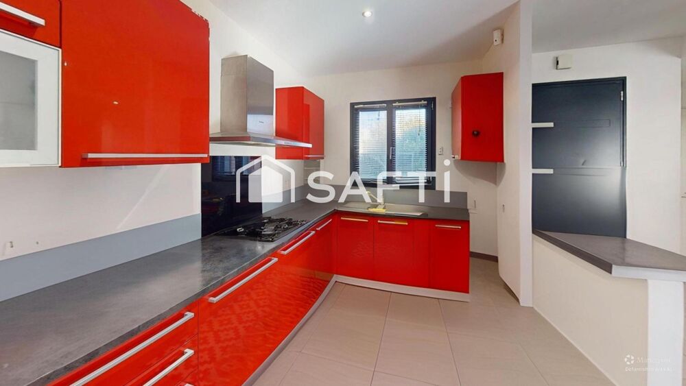 � vendre  Maison Saint-Priest (69800)