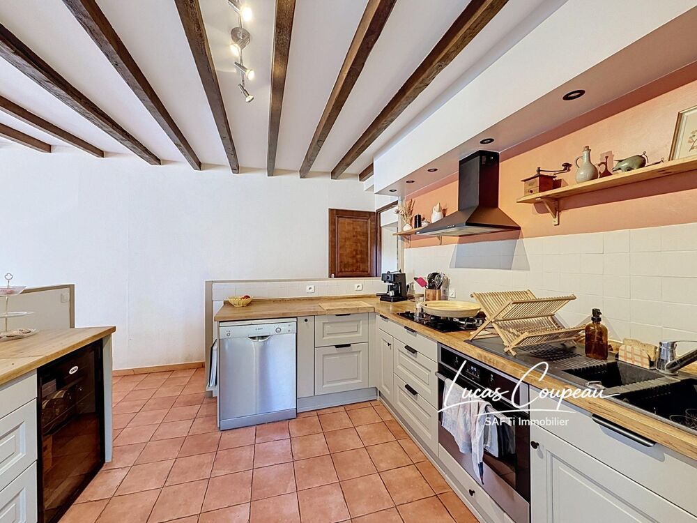 Vente Maison Maison de famille dans une commune calme Cheffes