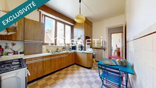  Maison à vendre 10 pièces 259 m²