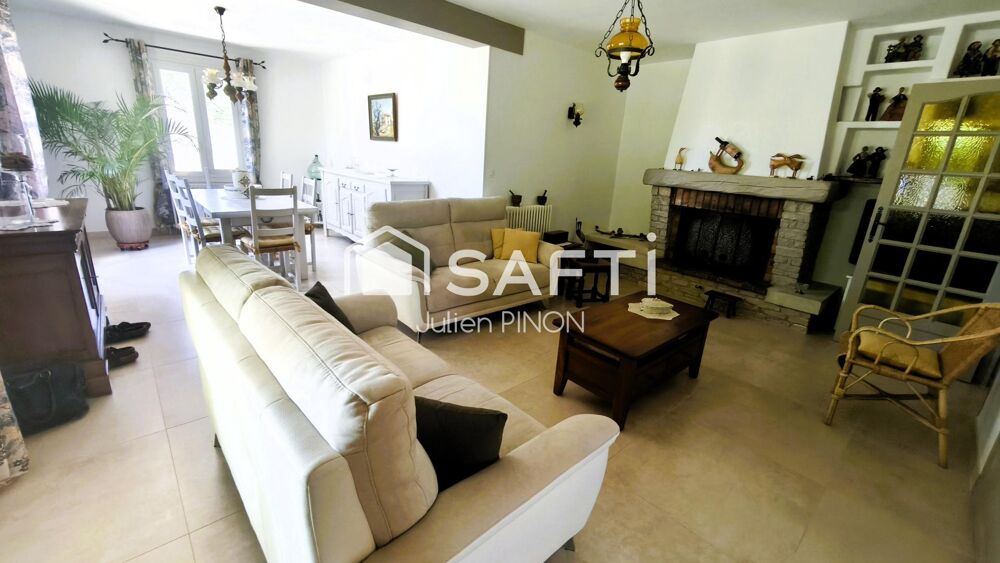 MAGNIFIQUE PROPRIETE A GOULT (LUBERON)
