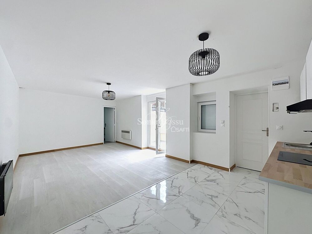 Vente Immeuble IMMEUBLE DE RAPPORT HYPER CENTRE 4 LOTS DONT UN LOCAL COMMERCIAL Avion
