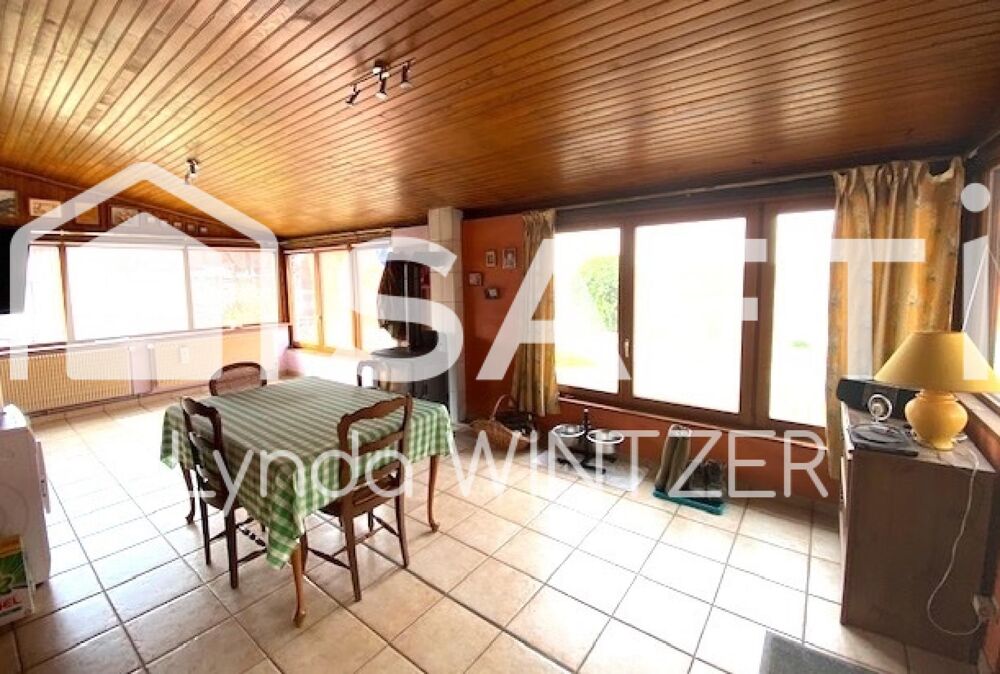 OSTHOUSE à 2 min d'ERSTEIN : Belle maison Alsacienne de 190m2 avec dépendances sur 7,4 ares de terrain clôt, piscinable et const