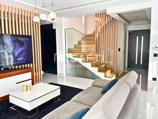  Maison � vendre 8 pi�ces 185 m�