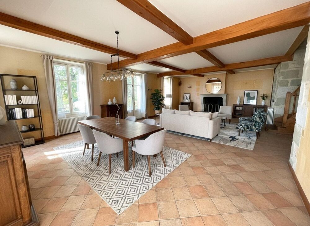 Maison en pierre 8 pièces 284m²