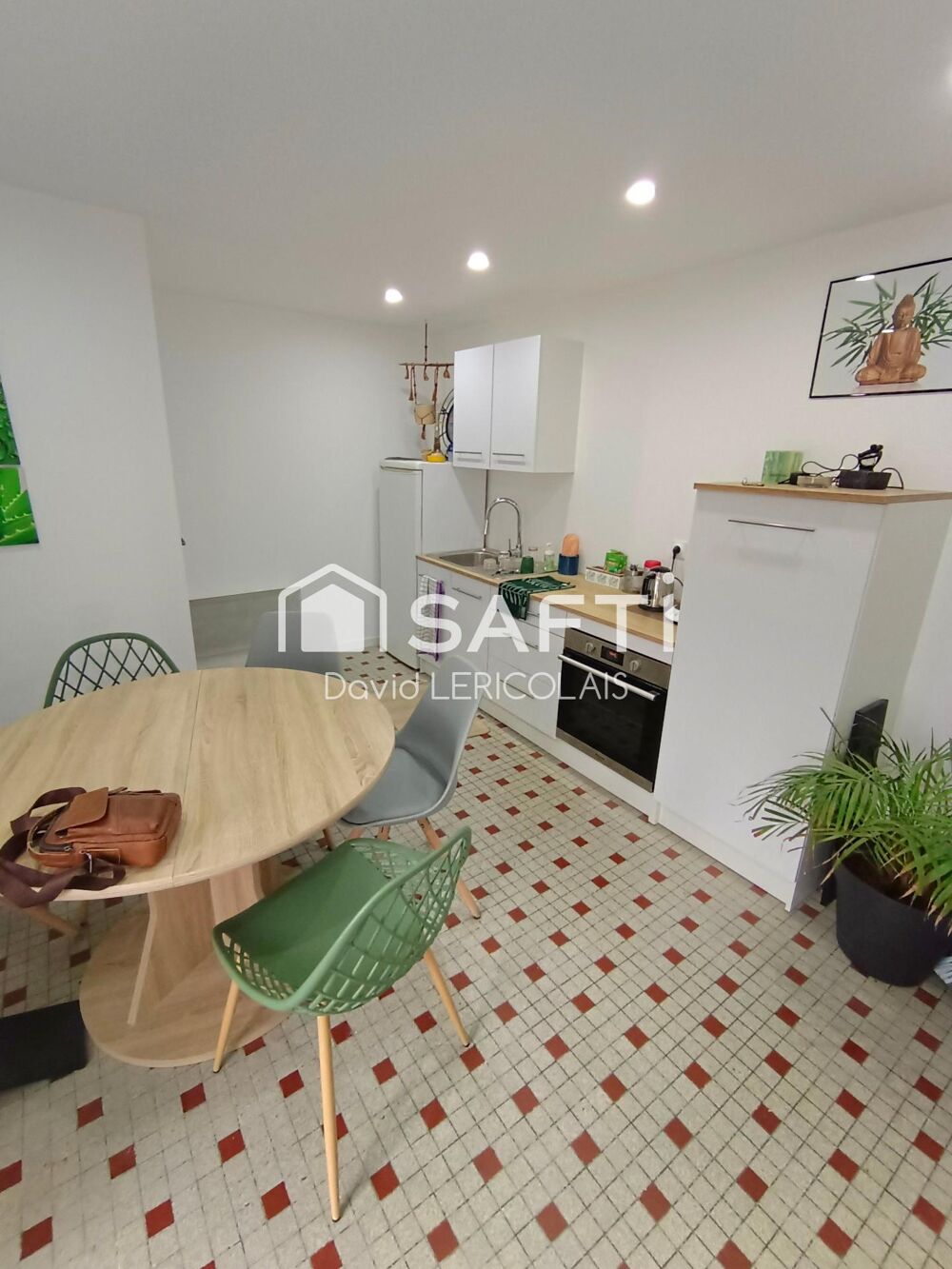 LOGEMENT ENTIEREMENT REFAIT A NEUF