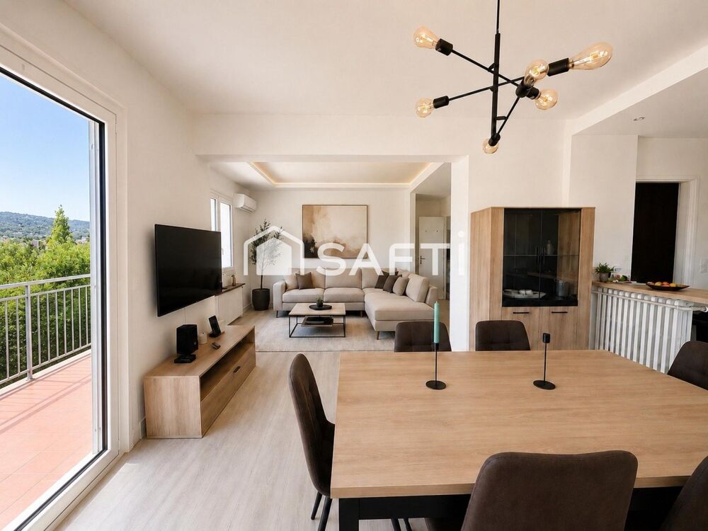 MAISON AUTHENTIQUE 4 PIECES avec GRAND GARAGE /POTENTIEL & VUE DEGAGEE